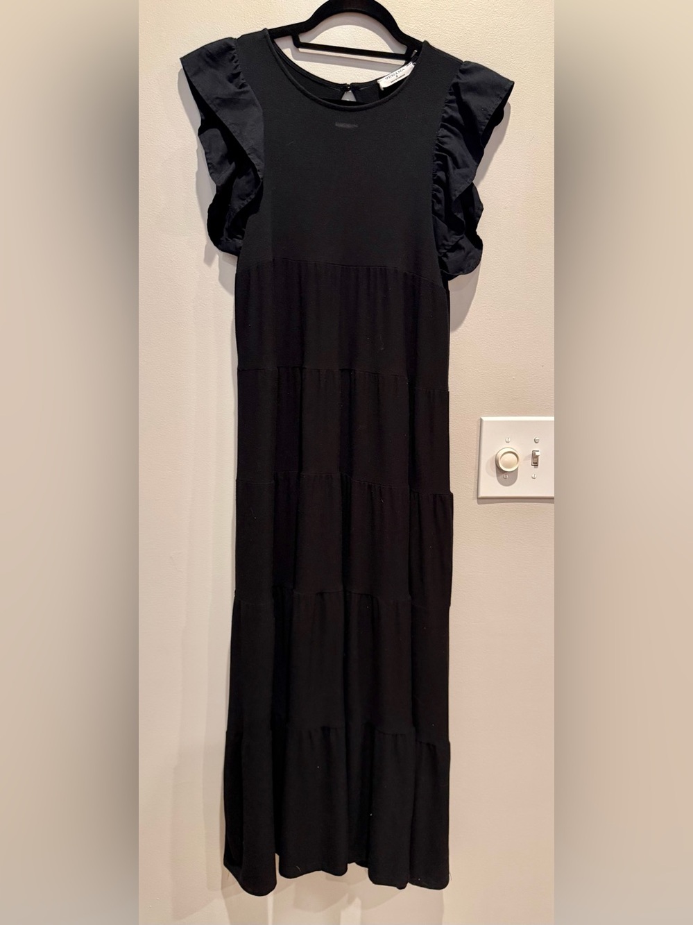 Zenana Outfitters Black Tiered Maxi Dress with Ruffle Sleeves